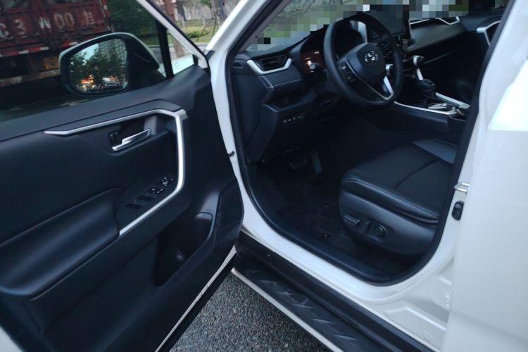 Used Toyota RAV4 2020 2.0L CVT Two-Wheel Drive Fashion Edition Driver Seat