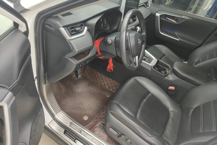 Used Toyota RAV4 2020 2.0L CVT Four-Wheel Drive Prestige Edition Driver Seat