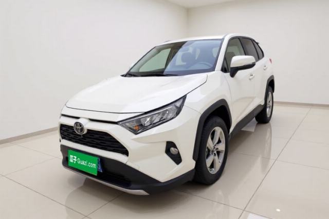 Toyota RAV4 2020 2.0L CVT 4x4 Style PLUS Edition usado