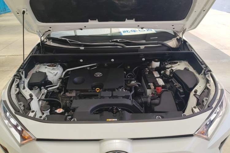 Used Toyota RAV4 2020 2.0L CVT Two-Wheel Drive Fashion PLUS Edition Engine Bay
