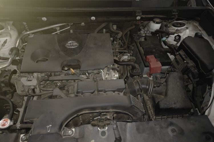 Used Toyota RAV4 2020 2.0L CVT 4x4 Trend Edition Engine Bay