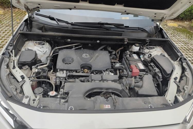 Used Toyota RAV4 2020 2.0L CVT Two-Wheel Drive Fashion PLUS Edition Engine Bay