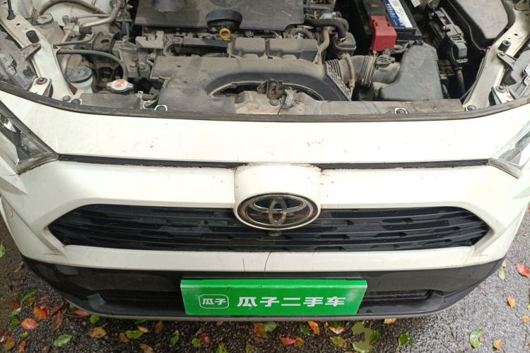 Used Toyota RAV4 2020 2.0L CVT Two-Wheel Drive Fashion Edition Engine Bay