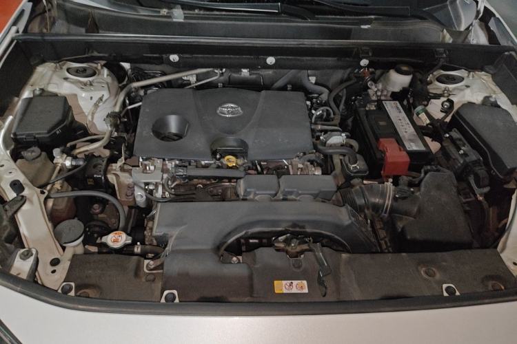 Used Toyota RAV4 2020 2.0L CVT Two-Wheel Drive Fashion PLUS Edition Engine Bay