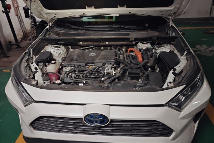 Used Toyota RAV4 2020 Dual-Motor 2.5L E-CVT Four-Wheel Drive Flagship Edition Engine Bay