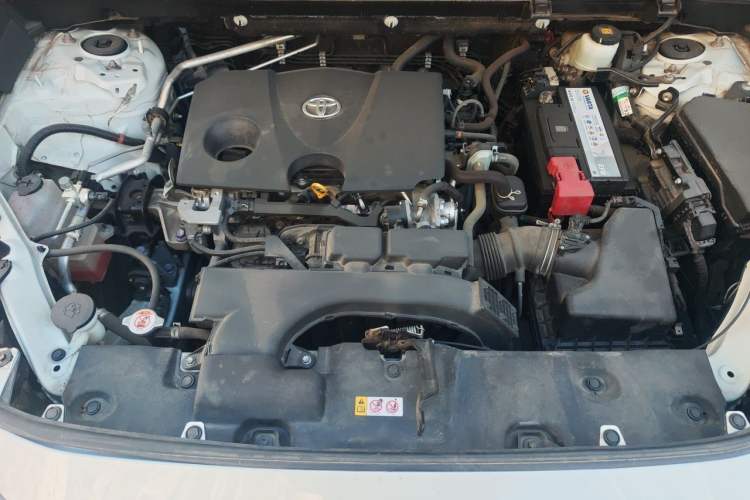 Used Toyota RAV4 2020 2.0L CVT Two-Wheel Drive Fashion Edition Engine Bay