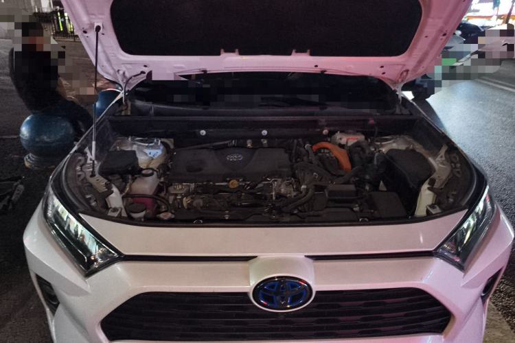 Used Toyota RAV4 2020 Dual-Engine 2.5L E-CVT 4x4 Elite PLUS Edition Engine Bay