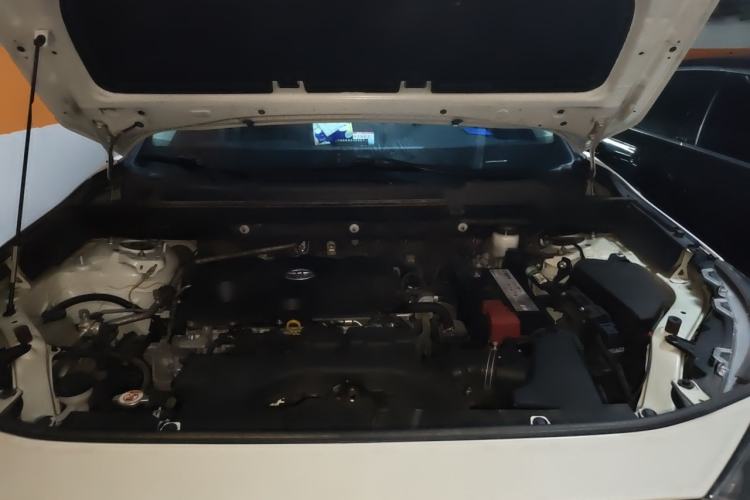 Used Toyota RAV4 2020 2.0L CVT Two-Wheel Drive Fashion Edition Engine Bay