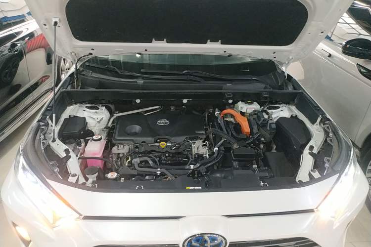Used Toyota RAV4 2020 Dual-Motor 2.5L E-CVT Four-Wheel Drive Flagship Edition Engine Bay