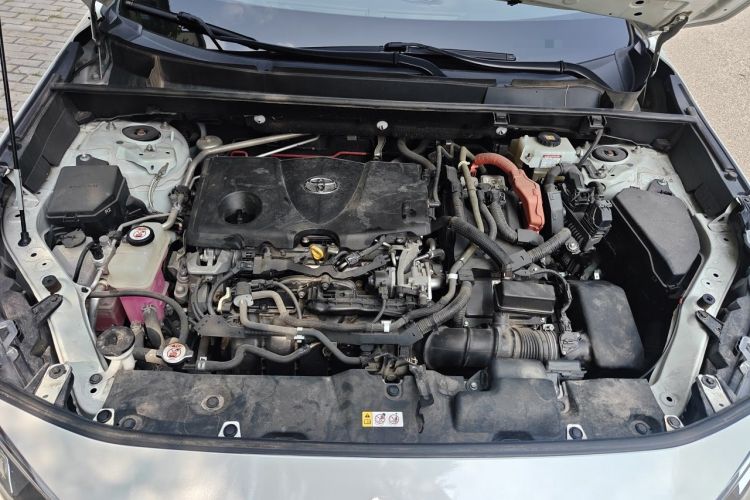 Used Toyota RAV4 2020 Dual-Engine 2.5L E-CVT Four-Wheel Drive Elite Edition Engine Bay