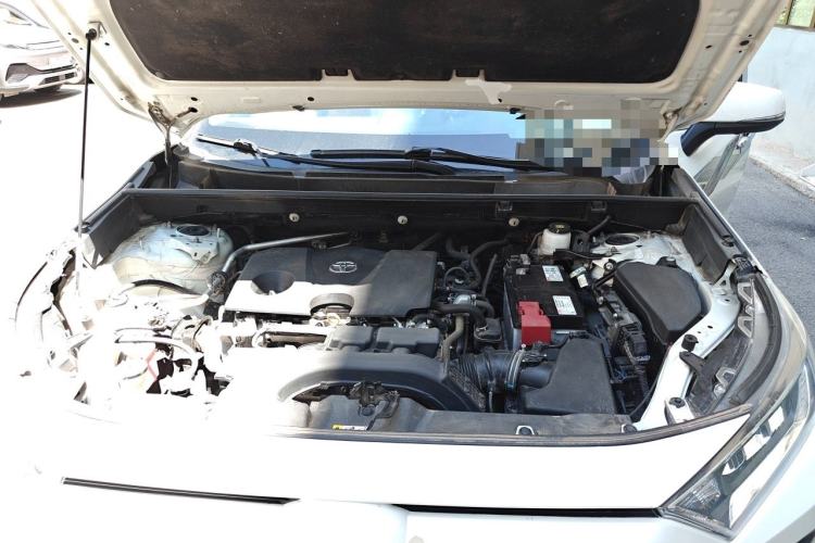 Used Toyota RAV4 2020 2.0L CVT 4x4 Trend Edition Engine Bay