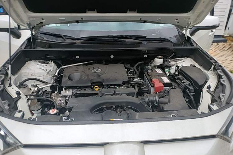 Used Toyota RAV4 2020 2.0L CVT Two-Wheel Drive Urban Edition Engine Bay