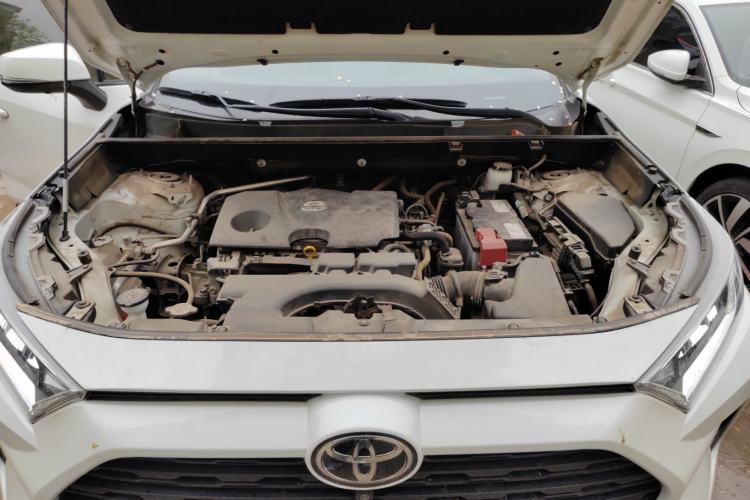 Used Toyota RAV4 2020 2.0L CVT Two-Wheel Drive Fashion Edition Engine Bay