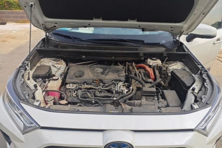 Used Toyota RAV4 2020 Dual-Motor 2.5L E-CVT Four-Wheel Drive Flagship Edition Engine Bay