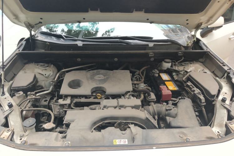 Used Toyota RAV4 2020 2.0L CVT Four-Wheel Drive Prestige Edition Engine Bay