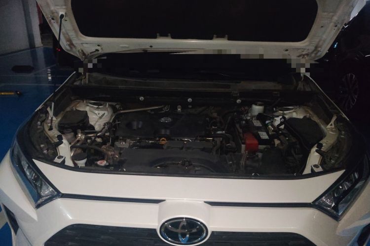Used Toyota RAV4 2020 2.0L CVT 4x4 Style PLUS Edition Engine Bay