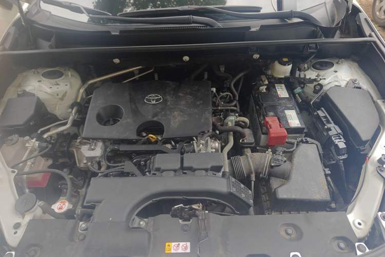 Used Toyota RAV4 2020 2.0L CVT 4x4 Style PLUS Edition Engine Bay