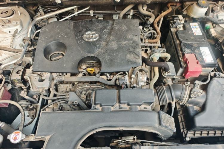 Used Toyota RAV4 2020 2.0L CVT Two-Wheel Drive Fashion Edition Engine Bay