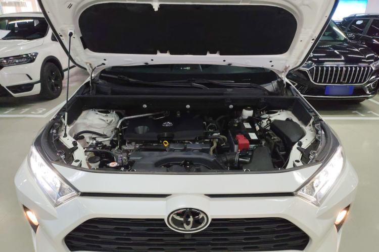 Used Toyota RAV4 2020 2.0L CVT Two-Wheel Drive Fashion Edition Engine Bay