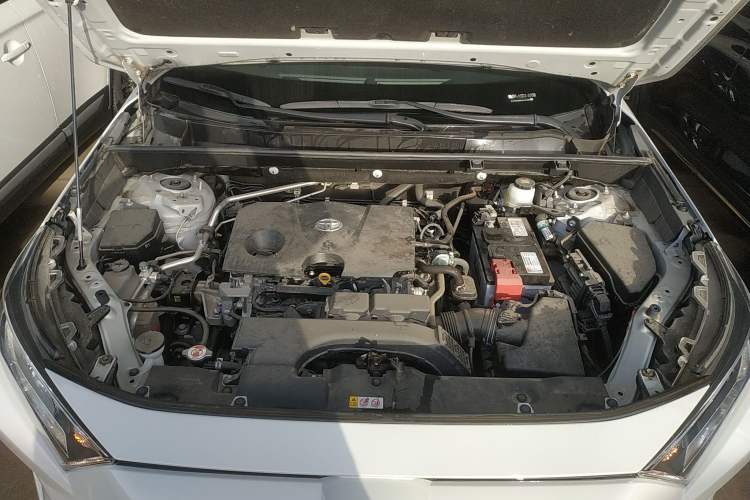 Used Toyota RAV4 2020 2.0L CVT Two-Wheel Drive Fashion PLUS Edition Engine Bay
