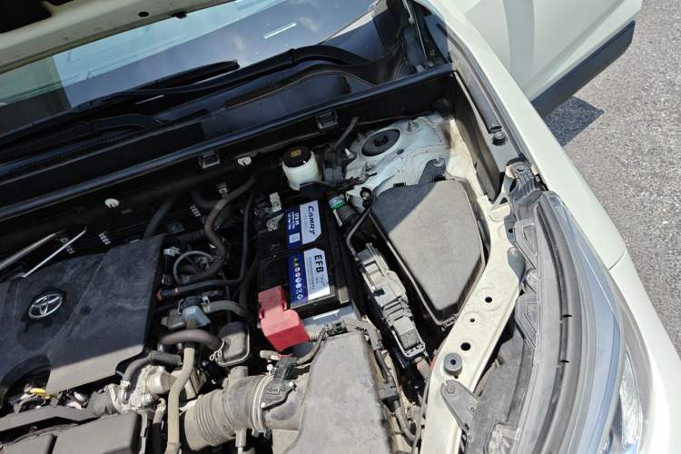 Used Toyota RAV4 2020 2.0L CVT Two-Wheel Drive Fashion PLUS Edition Engine Bay Left