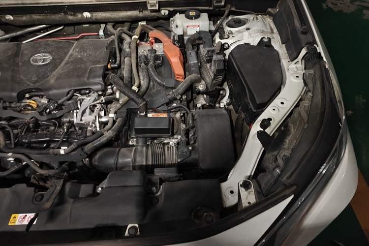 Used Toyota RAV4 2020 Dual-Motor 2.5L E-CVT Four-Wheel Drive Flagship Edition Engine Bay Left