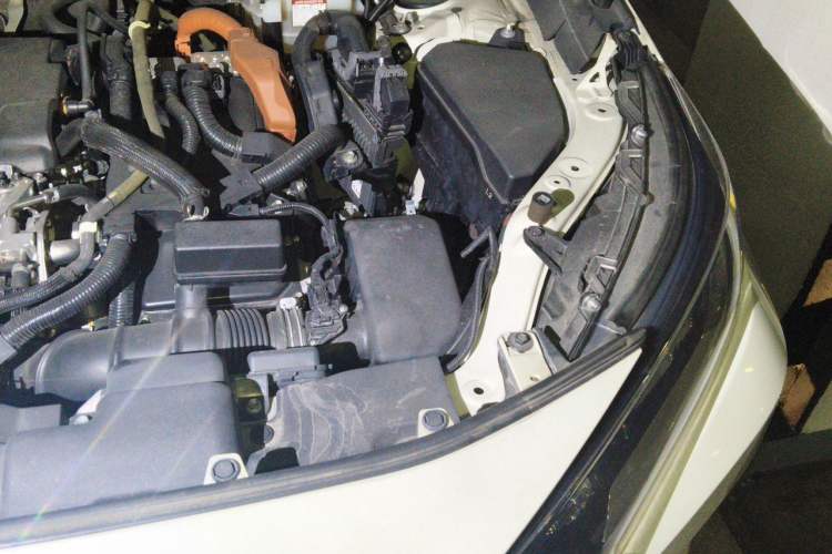 Used Toyota RAV4 2020 Dual-Engine 2.5L E-CVT Four-Wheel Drive Elite Edition Engine Bay Left