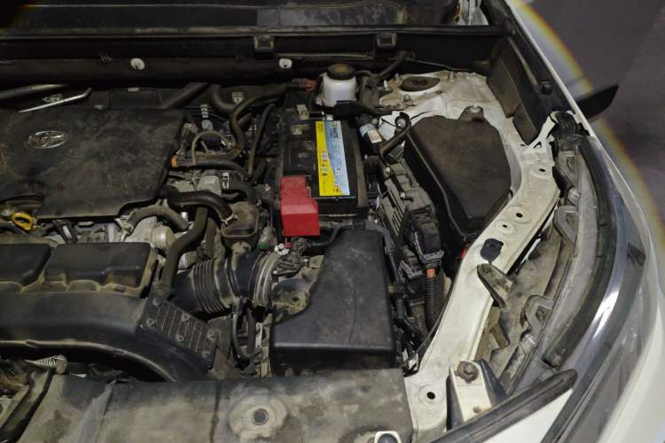 Used Toyota RAV4 2020 2.0L CVT Two-Wheel Drive Fashion PLUS Edition Engine Bay Left