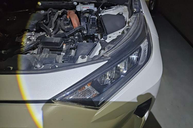 Used Toyota RAV4 2020 Dual-Engine 2.5L E-CVT 4x4 Elite PLUS Edition Engine Bay Left