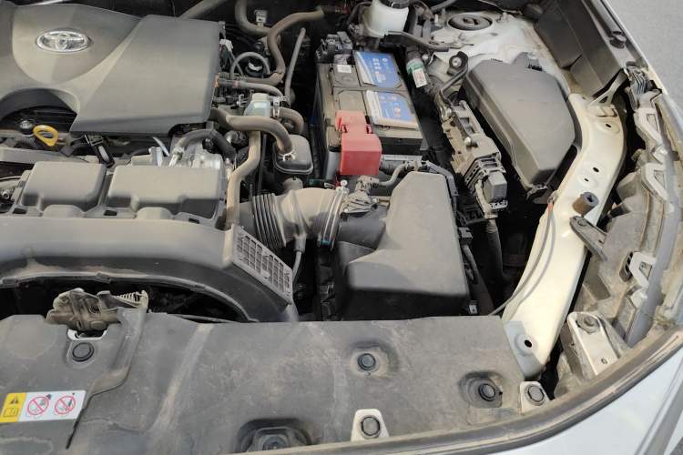 Used Toyota RAV4 2020 2.0L CVT 4x4 Trend Edition Engine Bay Left