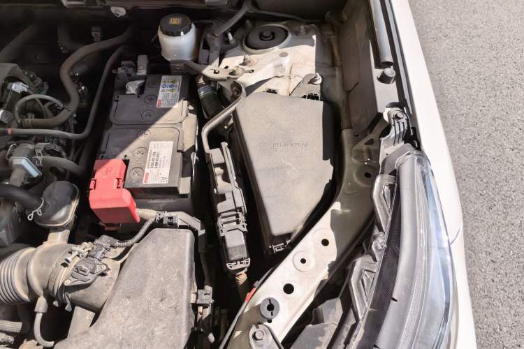 Used Toyota RAV4 2020 2.0L CVT Two-Wheel Drive Fashion PLUS Edition Engine Bay Left