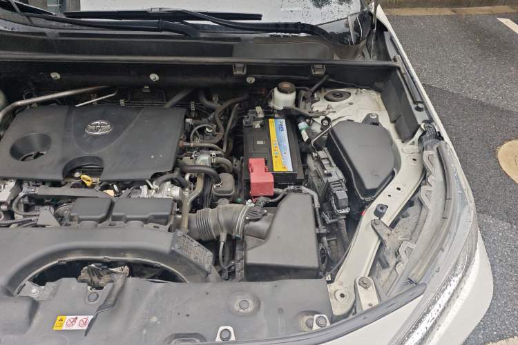 Used Toyota RAV4 2020 2.0L CVT Two-Wheel Drive Fashion PLUS Edition Engine Bay Left