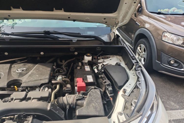 Used Toyota RAV4 2020 2.0L CVT Two-Wheel Drive Fashion Edition Engine Bay Left