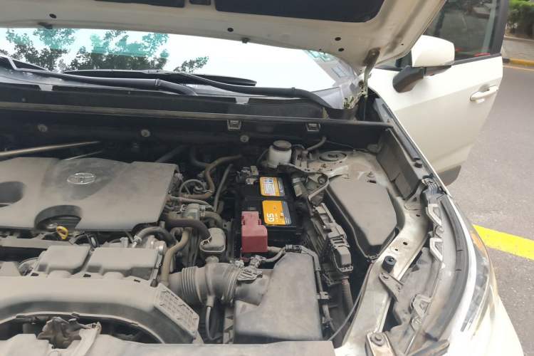 Used Toyota RAV4 2020 2.0L CVT Four-Wheel Drive Prestige Edition Engine Bay Left