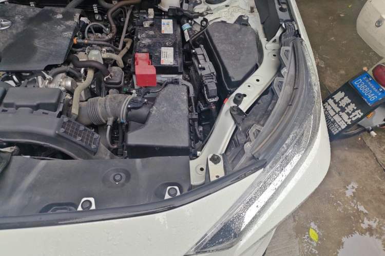 Used Toyota RAV4 2020 2.0L CVT Two-Wheel Drive Fashion PLUS Edition Engine Bay Left