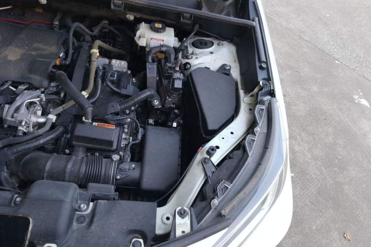 Used Toyota RAV4 2020 Dual-Engine 2.5L E-CVT Two-Wheel Drive Elite Edition Engine Bay Left