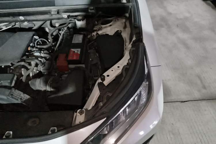 Used Toyota RAV4 2020 2.0L CVT Two-Wheel Drive Fashion Edition Engine Bay Left