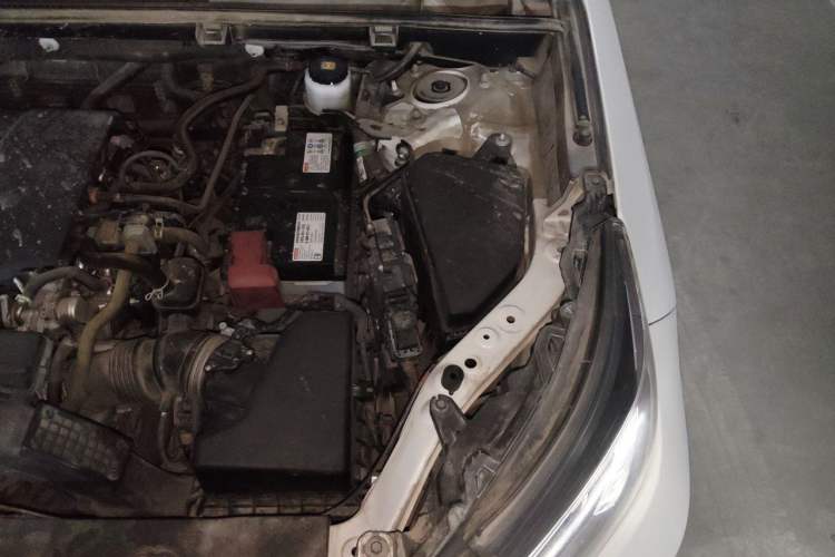 Used Toyota RAV4 2020 2.0L CVT Two-Wheel Drive Fashion Edition Engine Bay Left