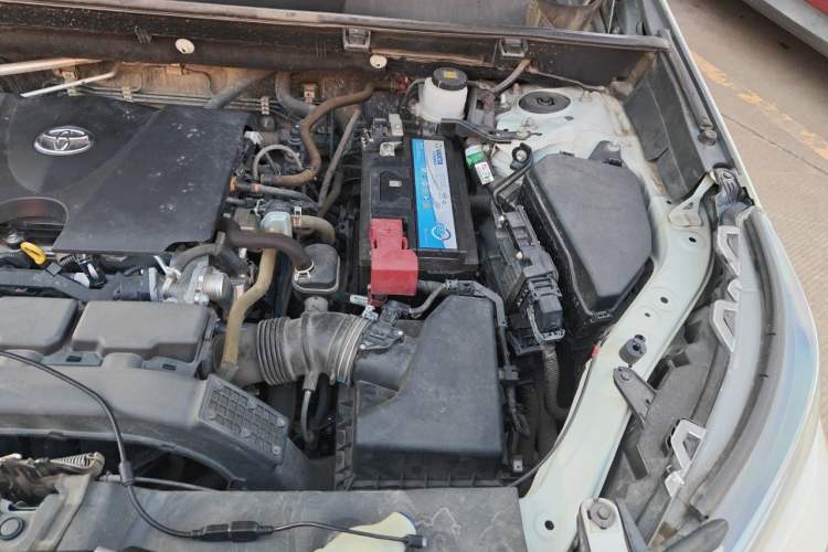 Used Toyota RAV4 2020 2.0L CVT Two-Wheel Drive Fashion Edition Engine Bay Left