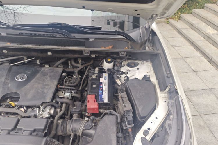 Used Toyota RAV4 2020 2.0L CVT Two-Wheel Drive Fashion Edition Engine Bay Left