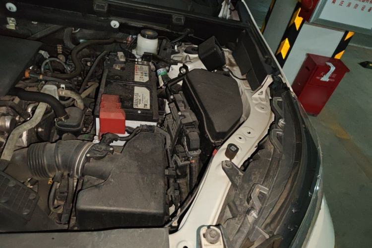 Used Toyota RAV4 2020 2.0L CVT Two-Wheel Drive Fashion Edition Engine Bay Left
