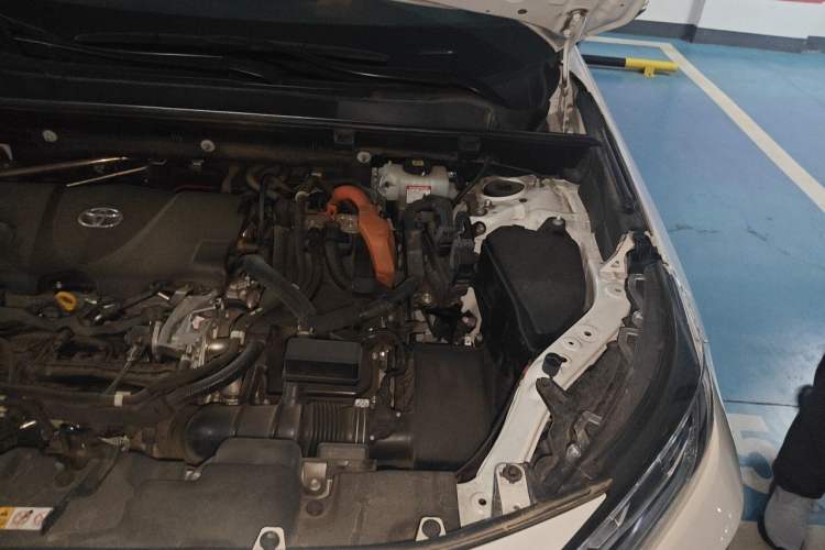 Used Toyota RAV4 2020 Dual-Motor 2.5L E-CVT Four-Wheel Drive Flagship Edition Engine Bay Left