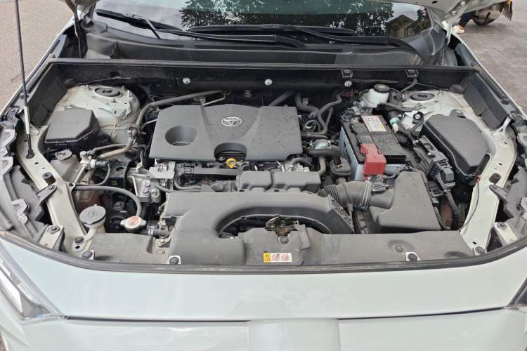Used Toyota RAV4 2020 2.0L CVT Four-Wheel Drive Prestige Edition Engine Bay