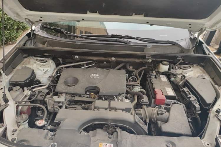 Used Toyota RAV4 2020 2.0L CVT Two-Wheel Drive Prestige Edition Engine Bay