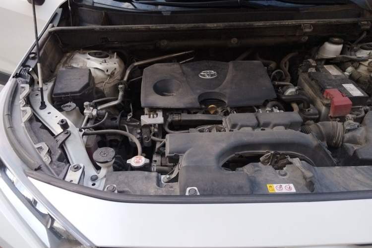 Used Toyota RAV4 2020 2.0L CVT 4x4 Style PLUS Edition Engine Bay Right