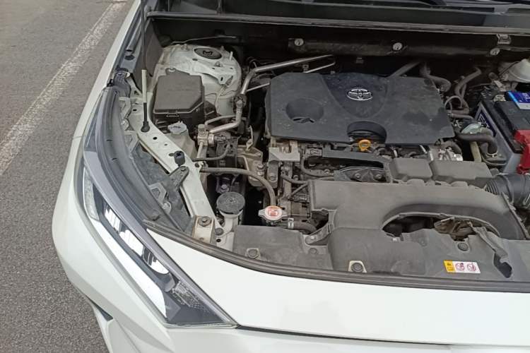 Used Toyota RAV4 2020 2.0L CVT Two-Wheel Drive Fashion PLUS Edition Engine Bay Right