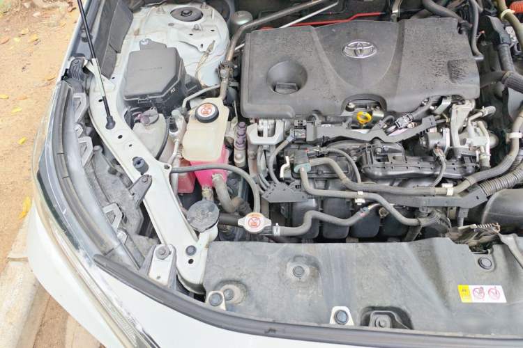 Used Toyota RAV4 2020 Dual-Motor 2.5L E-CVT Four-Wheel Drive Flagship Edition Engine Bay Right