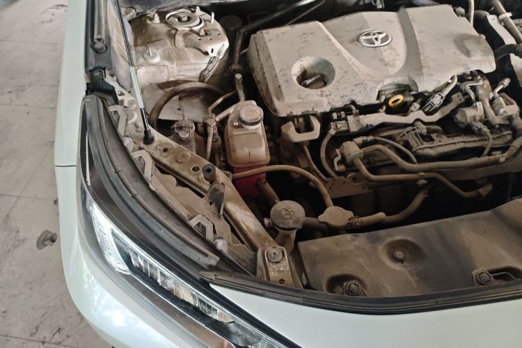 Used Toyota RAV4 2020 Dual-Engine 2.5L E-CVT Two-Wheel Drive Elite Edition Engine Bay Right