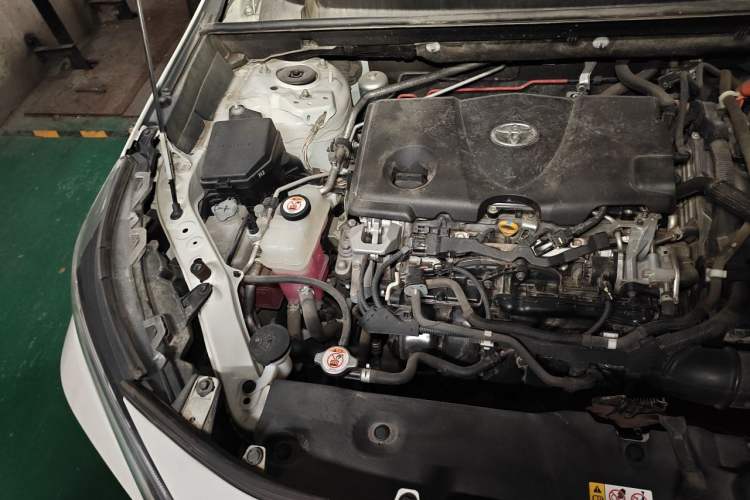 Used Toyota RAV4 2020 Dual-Motor 2.5L E-CVT Four-Wheel Drive Flagship Edition Engine Bay Right