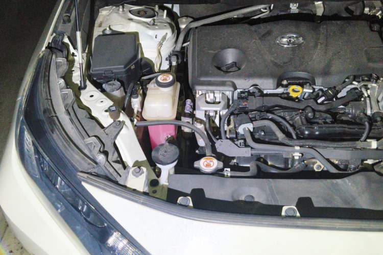 Used Toyota RAV4 2020 Dual-Engine 2.5L E-CVT Four-Wheel Drive Elite Edition Engine Bay Right